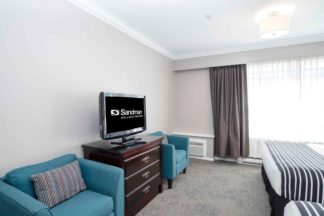 Sandman Hotel & Suites Prince George Exterior photo